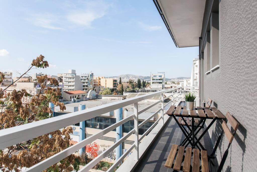 Apartment In Keramikos, *